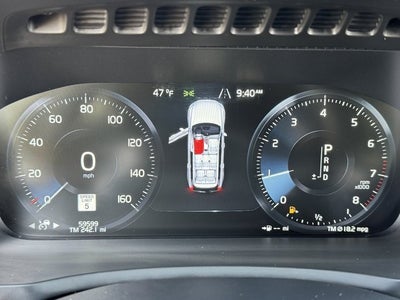 2020 Volvo XC90 T6 Momentum | Navigation | Pano Moonroof | AWD