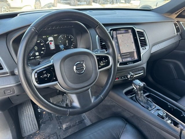 2020 Volvo XC90 T6 Momentum | Navigation | Pano Moonroof | AWD