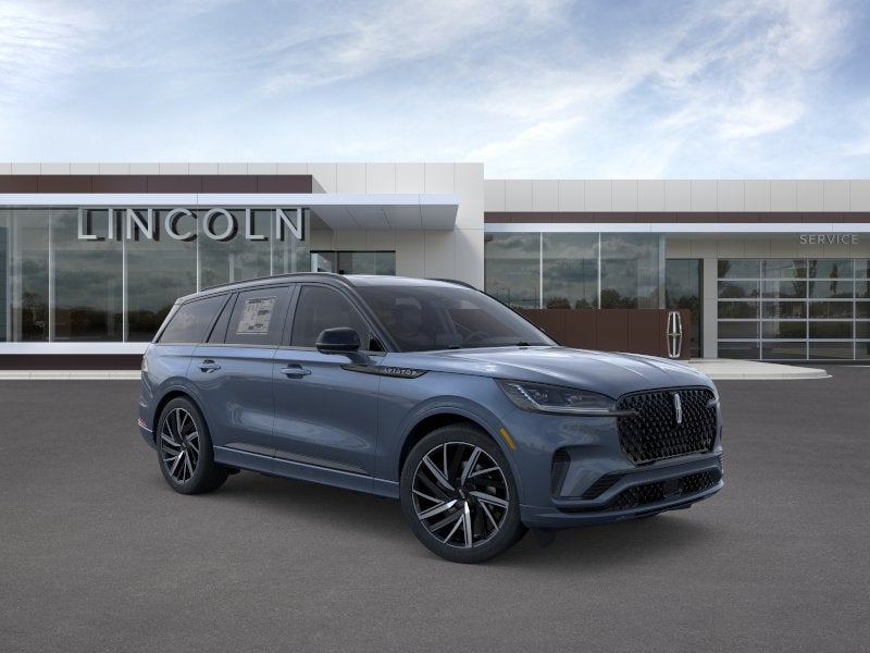 2026 Lincoln Aviator Black Label AWD's photo