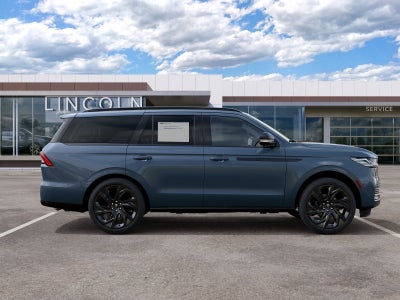 2027 Lincoln Navigator Reserve