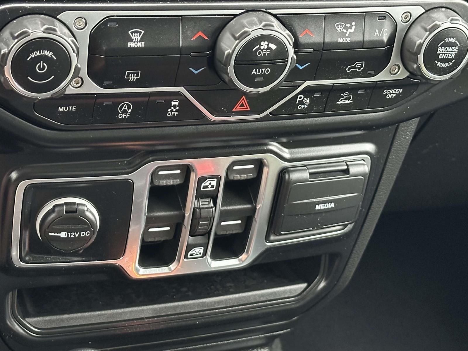 2022 Jeep Wrangler Unlimited Willys