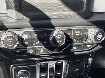 2021 Jeep Wrangler Unlimited Islander