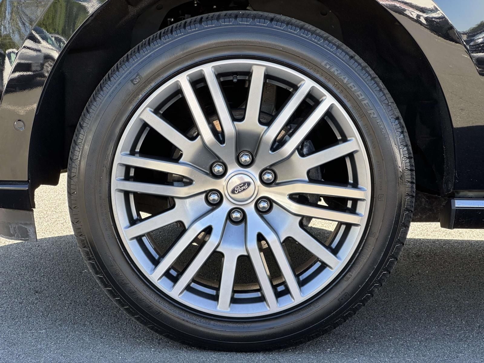 2022 Ford Expedition Max Platinum