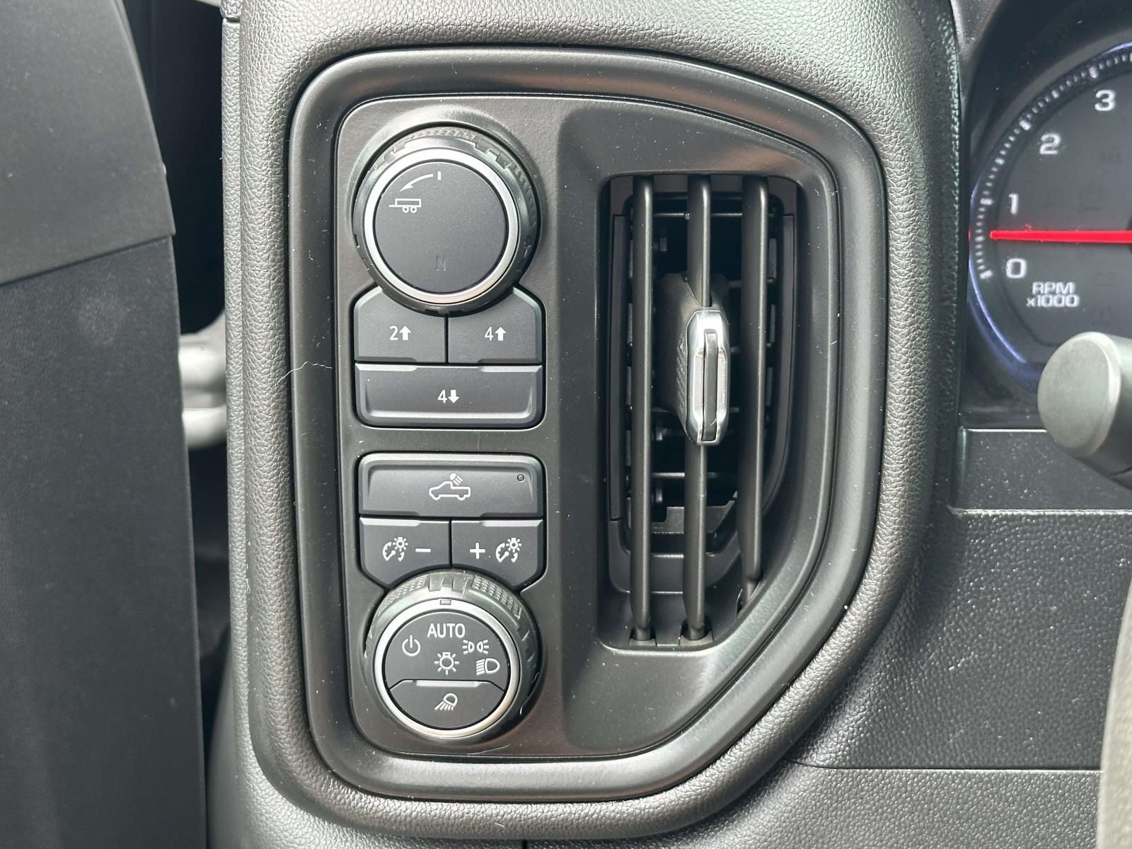 2020 Chevrolet Silverado 2500HD Custom