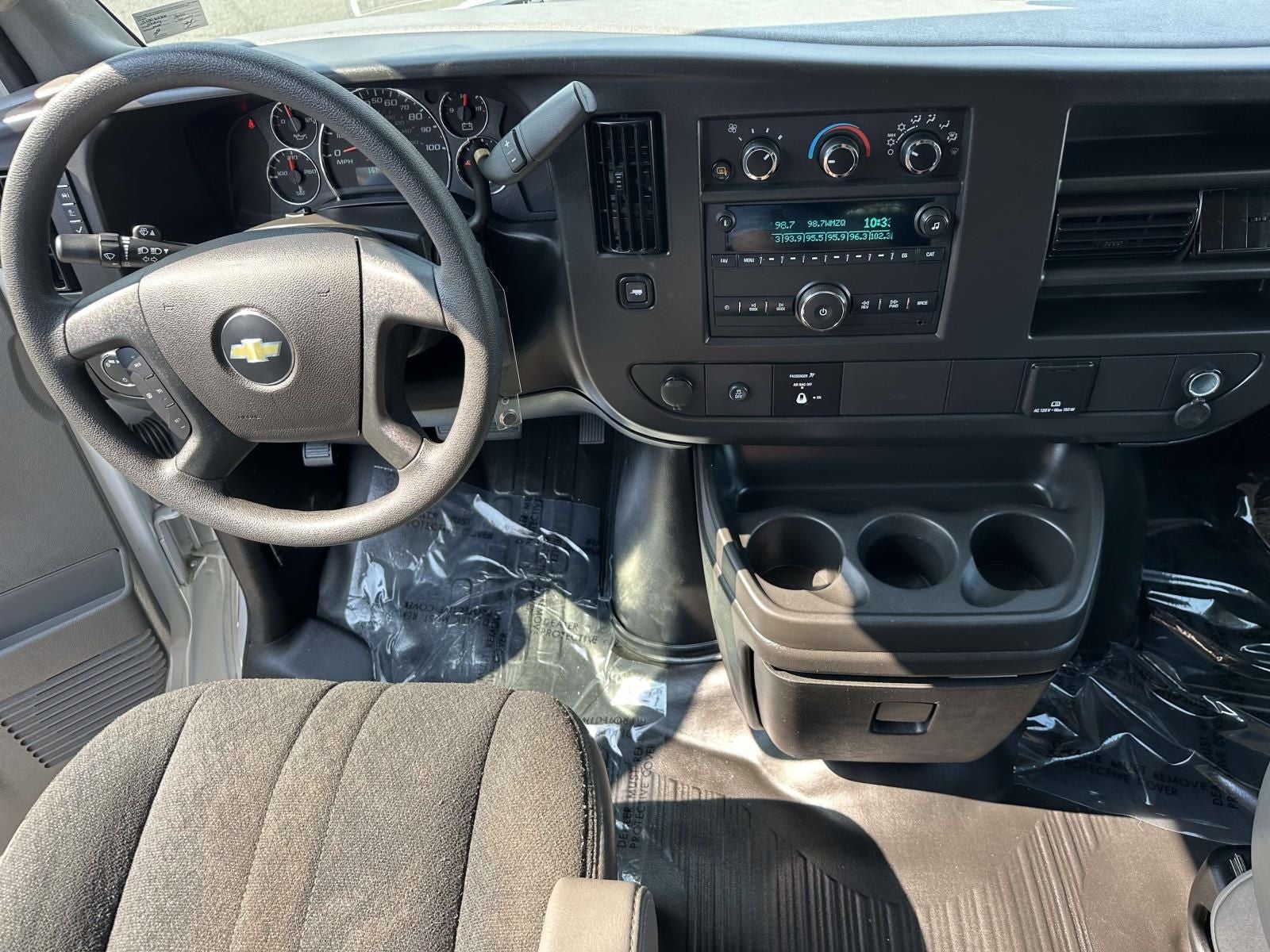 2025 Chevrolet Express 2500 Work Van Cargo