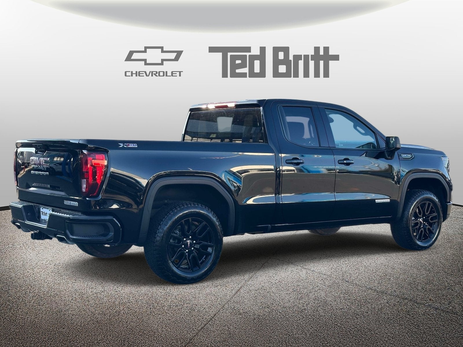2023 GMC Sierra 1500 Elevation