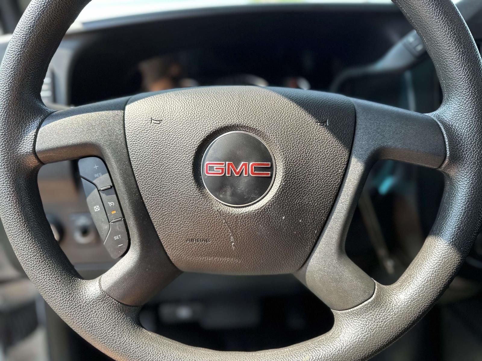 2025 GMC Savana 2500 Work Van