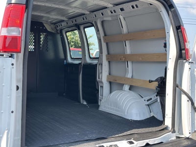 2025 GMC Savana 2500 Work Van