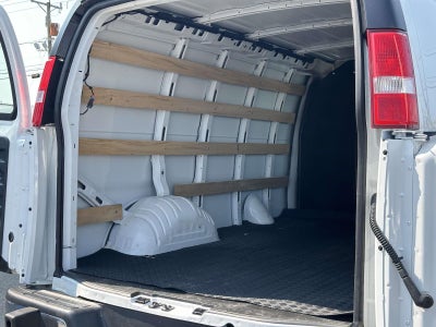 2025 GMC Savana 2500 Work Van