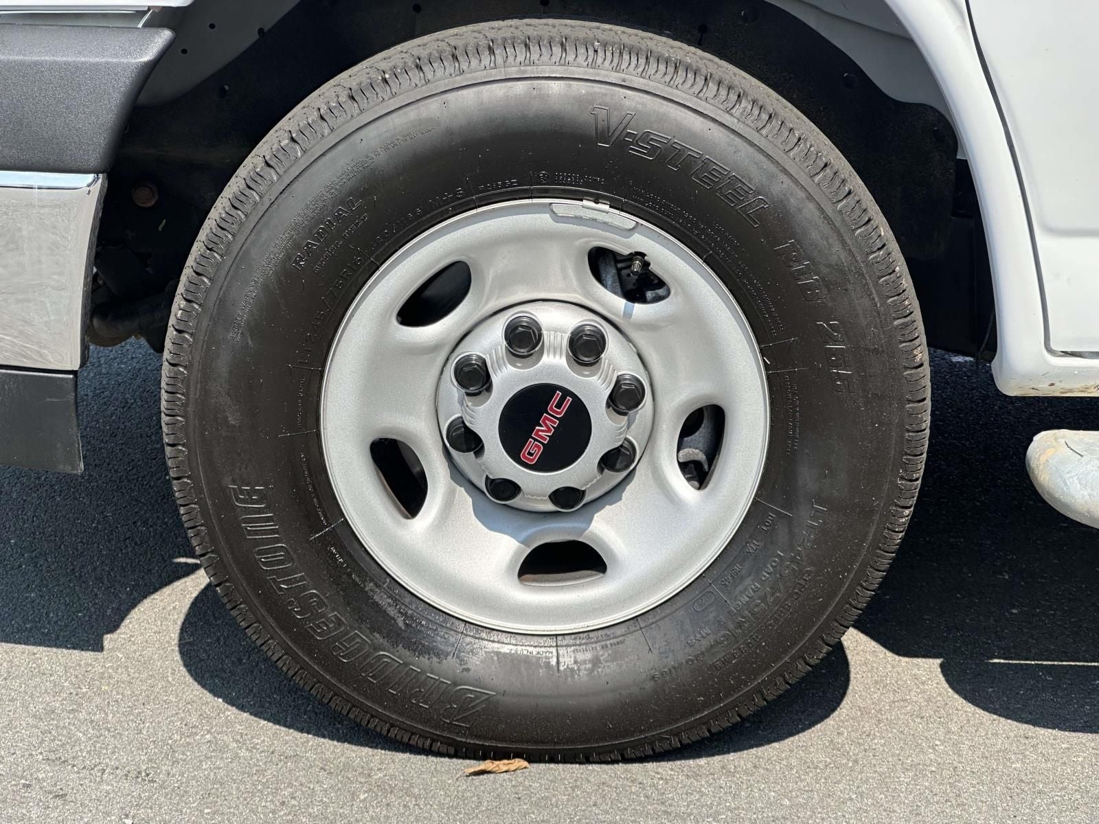 2025 GMC Savana 2500 Work Van