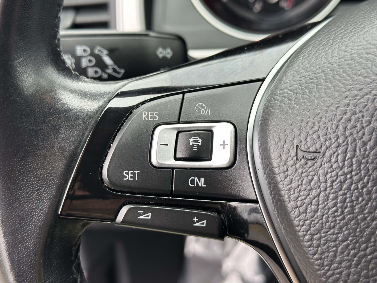 2018 Volkswagen Atlas 3.6L V6 SE w/Technology