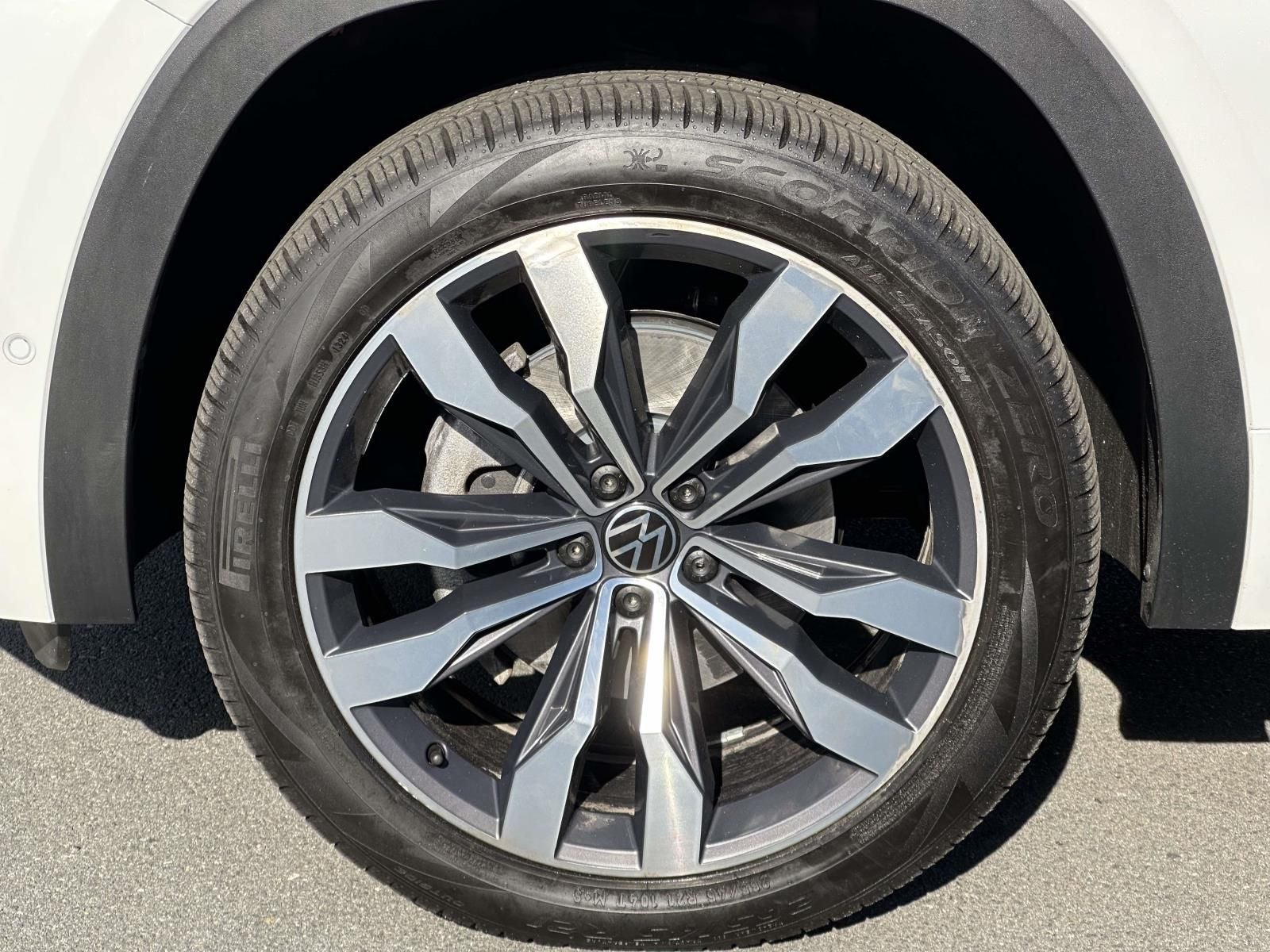 2022 Volkswagen Atlas 3.6L V6 SEL Premium R-Line