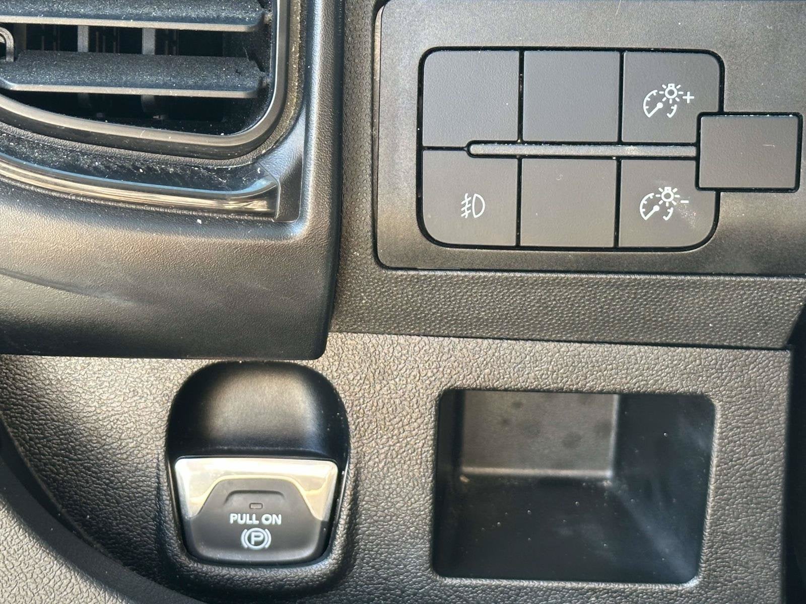 2025 RAM ProMaster 2500 Base 136 WB