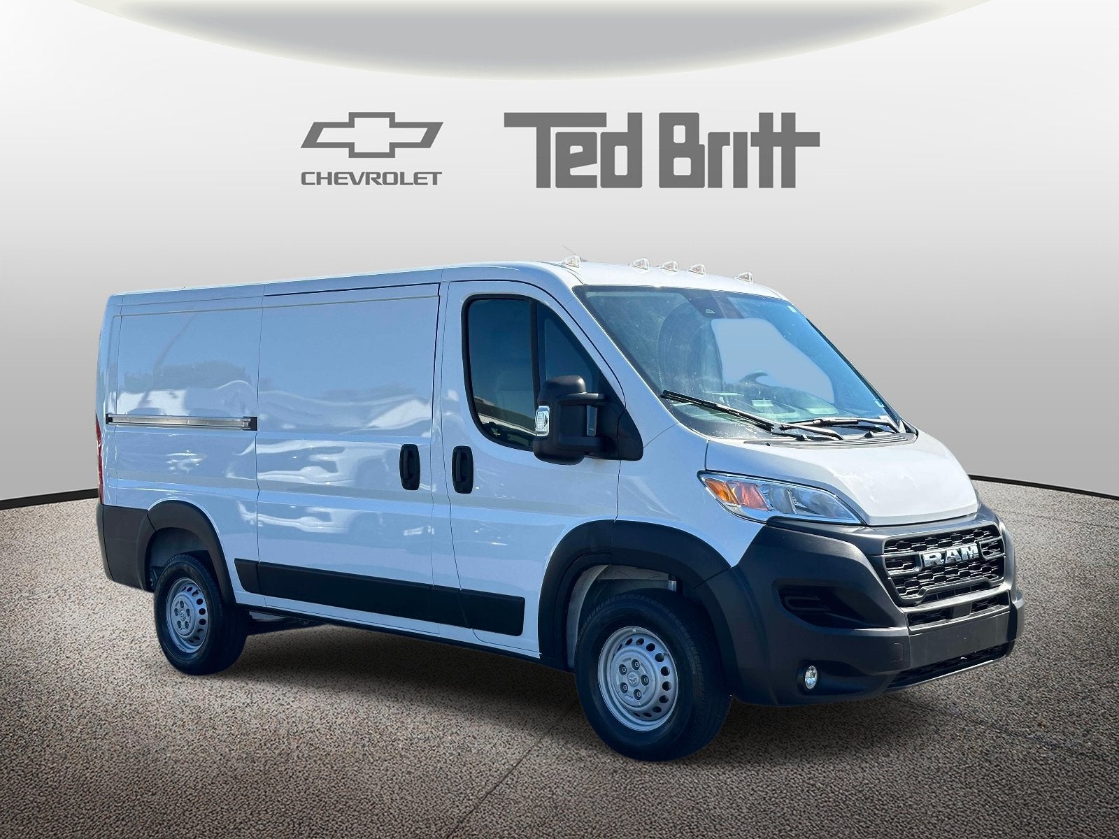 2025 RAM ProMaster 2500 Base 136 WB