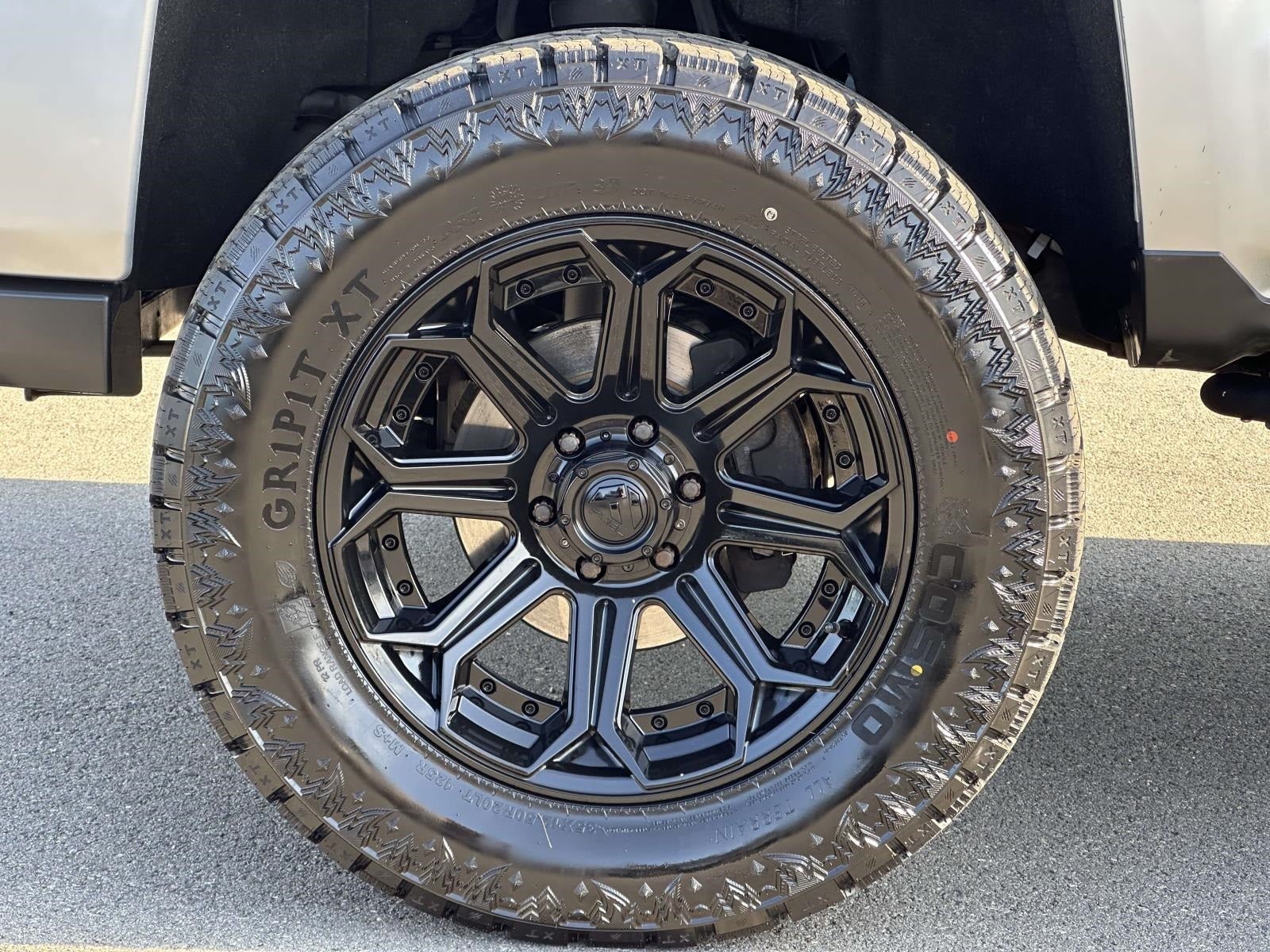 2016 Chevrolet Silverado 1500 LT 2