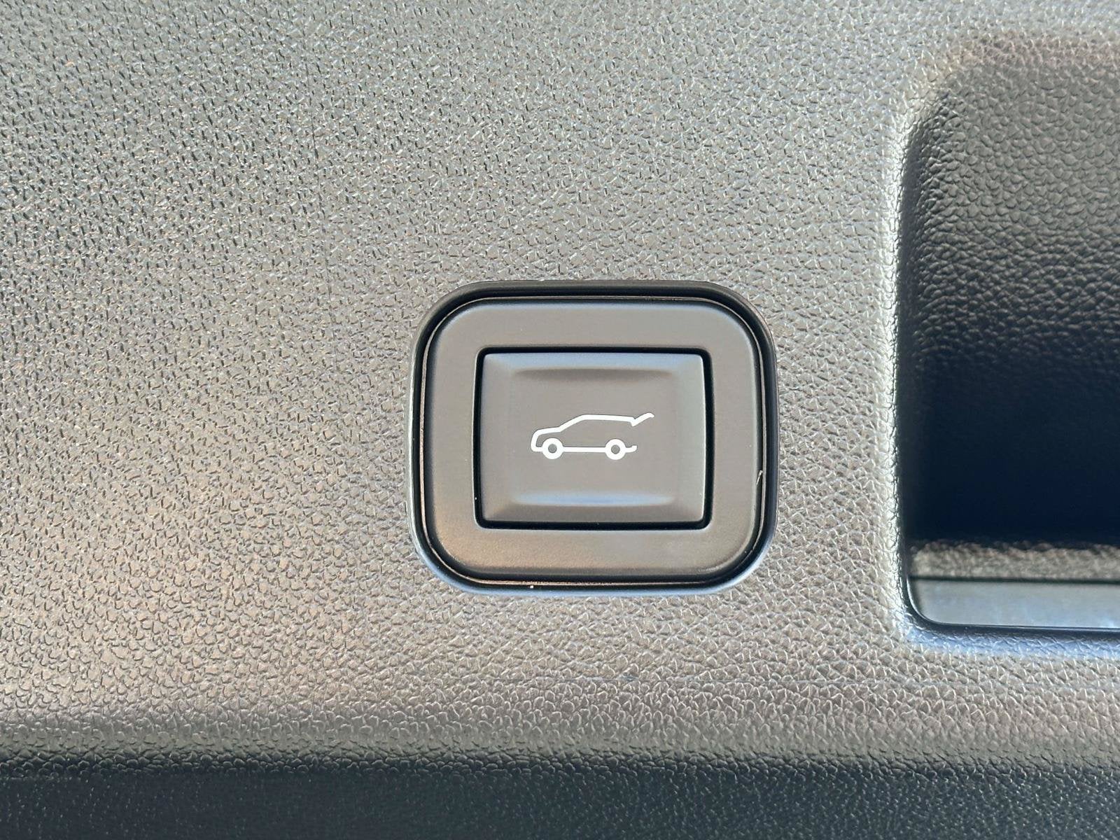 2024 Chevrolet Equinox EV LT