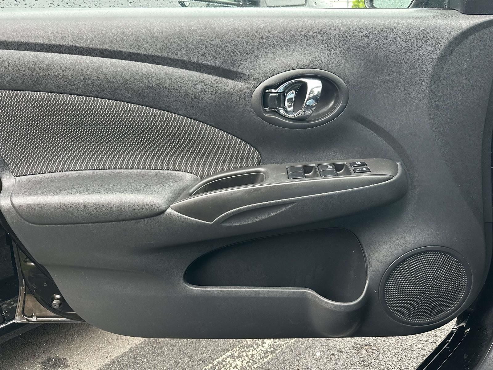 2016 Nissan Versa 1.6 SV