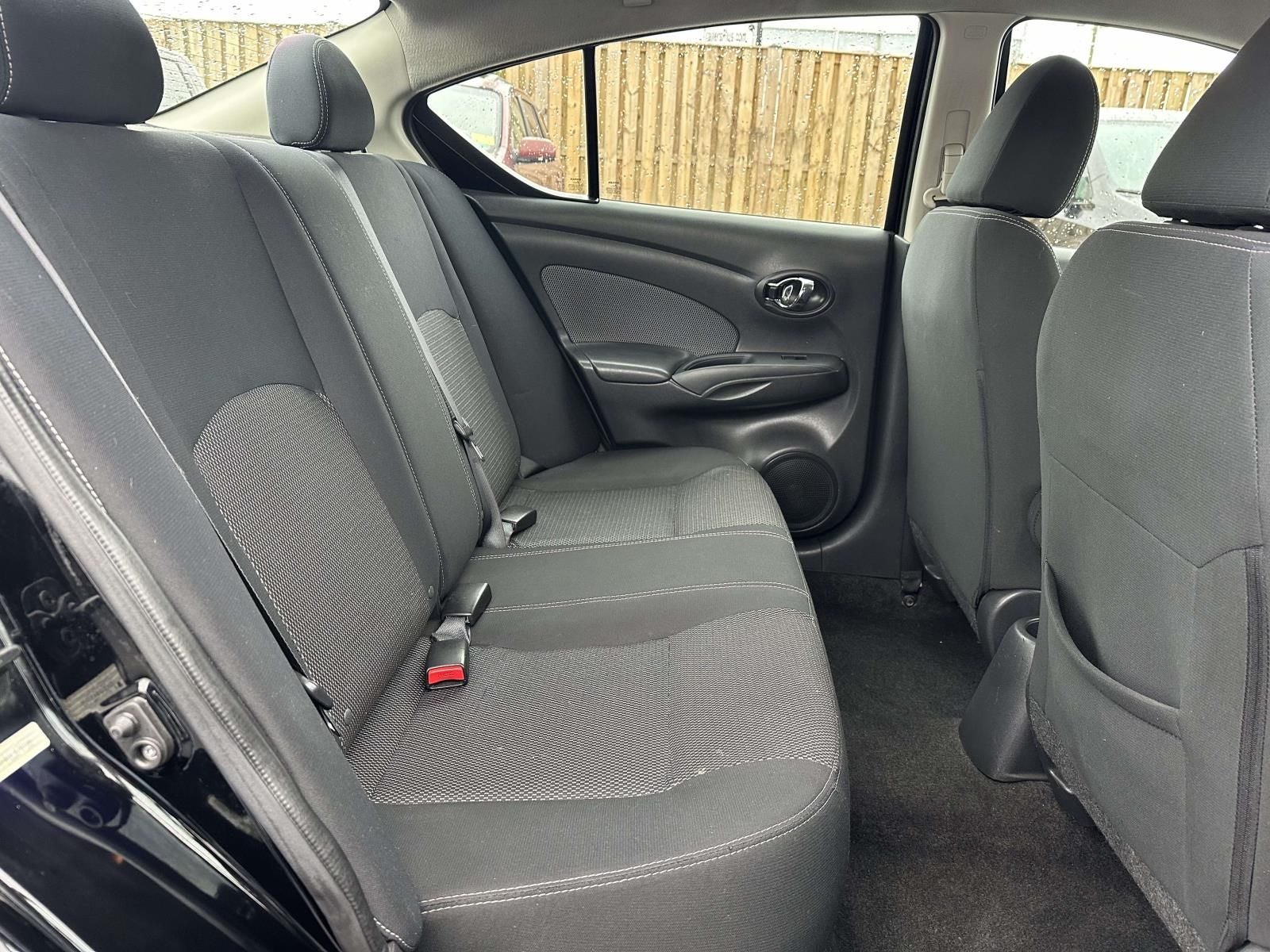 2016 Nissan Versa 1.6 SV