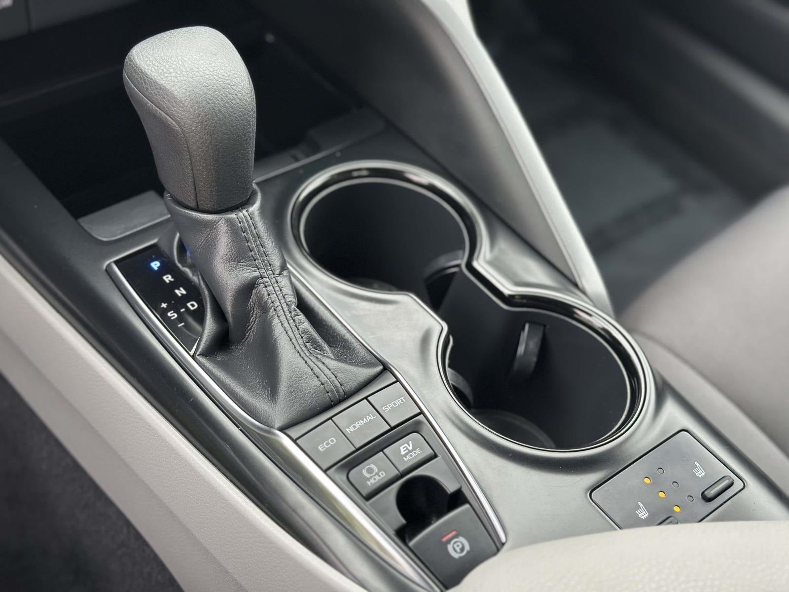 2019 Toyota Camry Hybrid LE