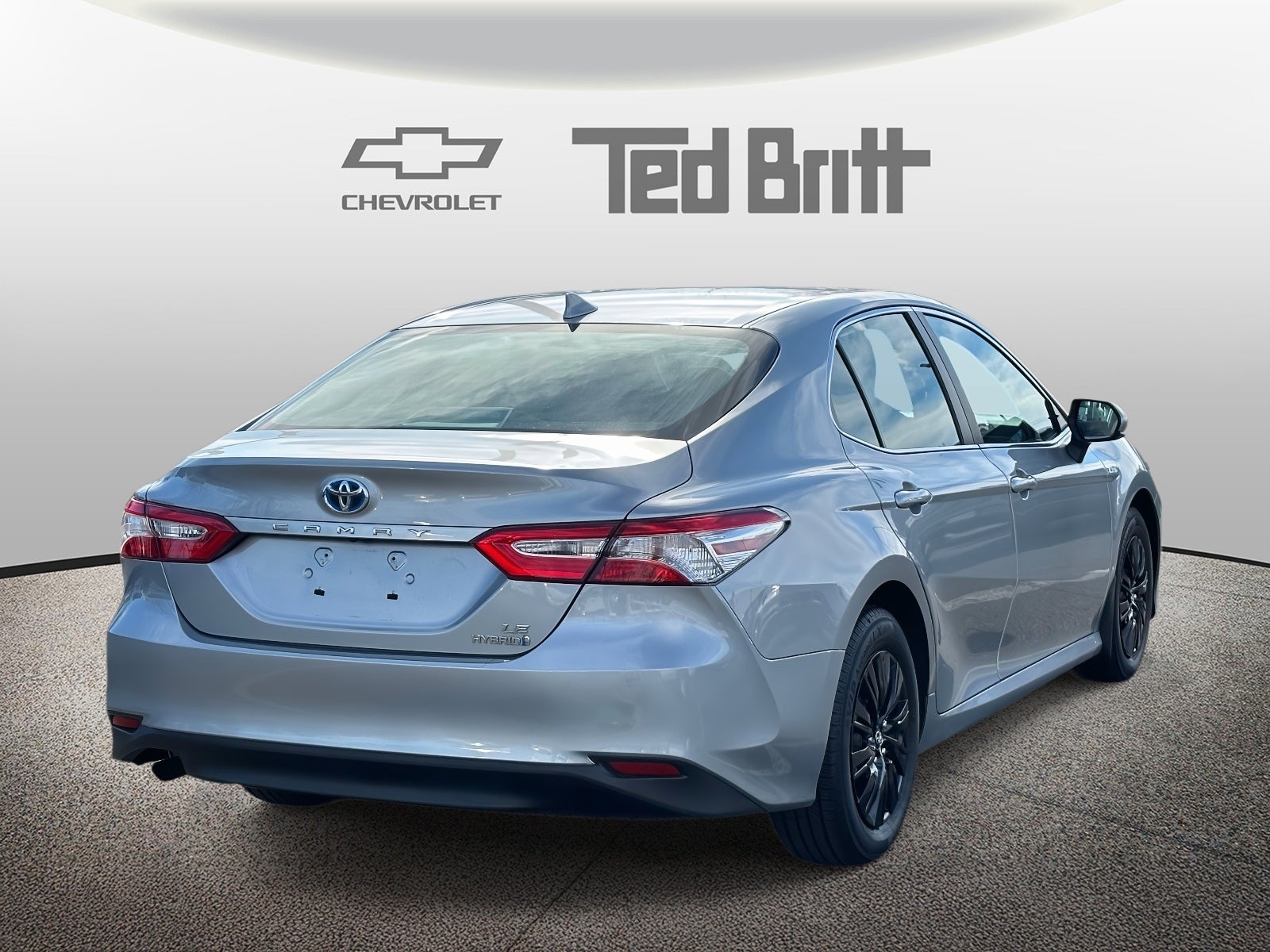 2019 Toyota Camry Hybrid LE