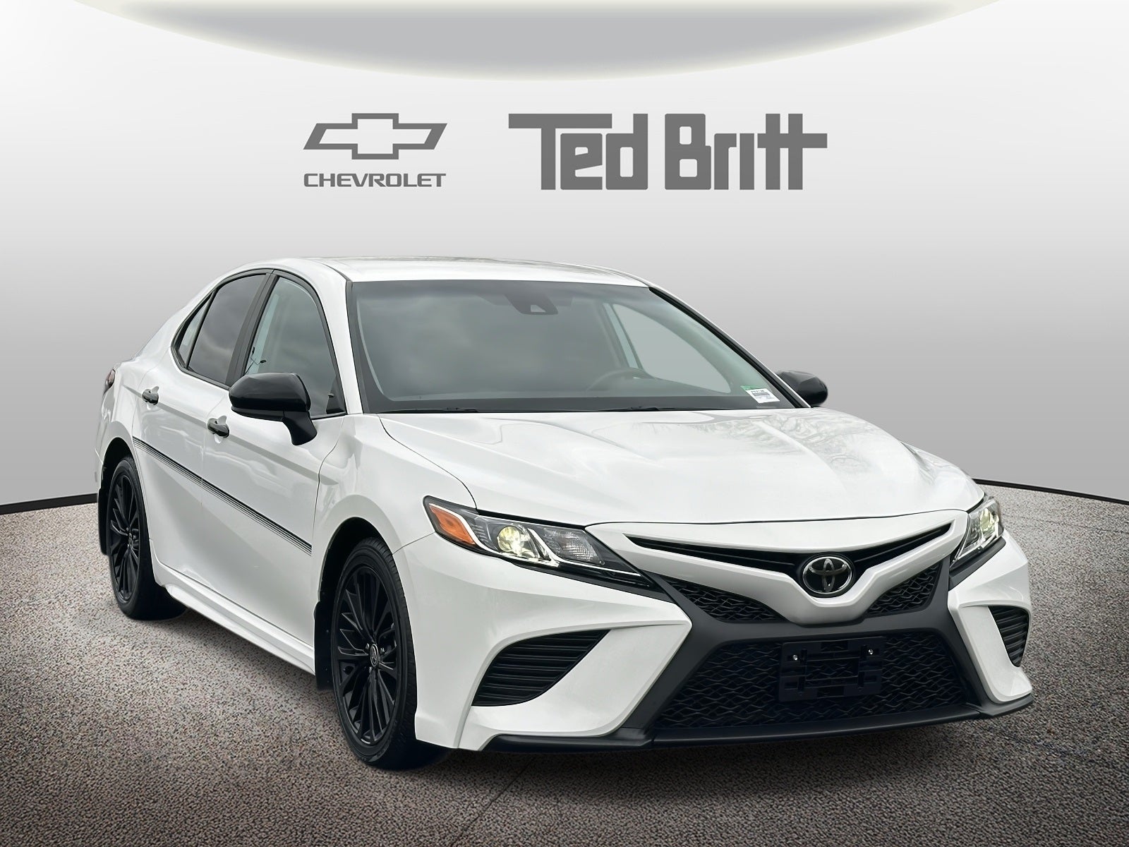 2020 Toyota Camry SE Nightshade