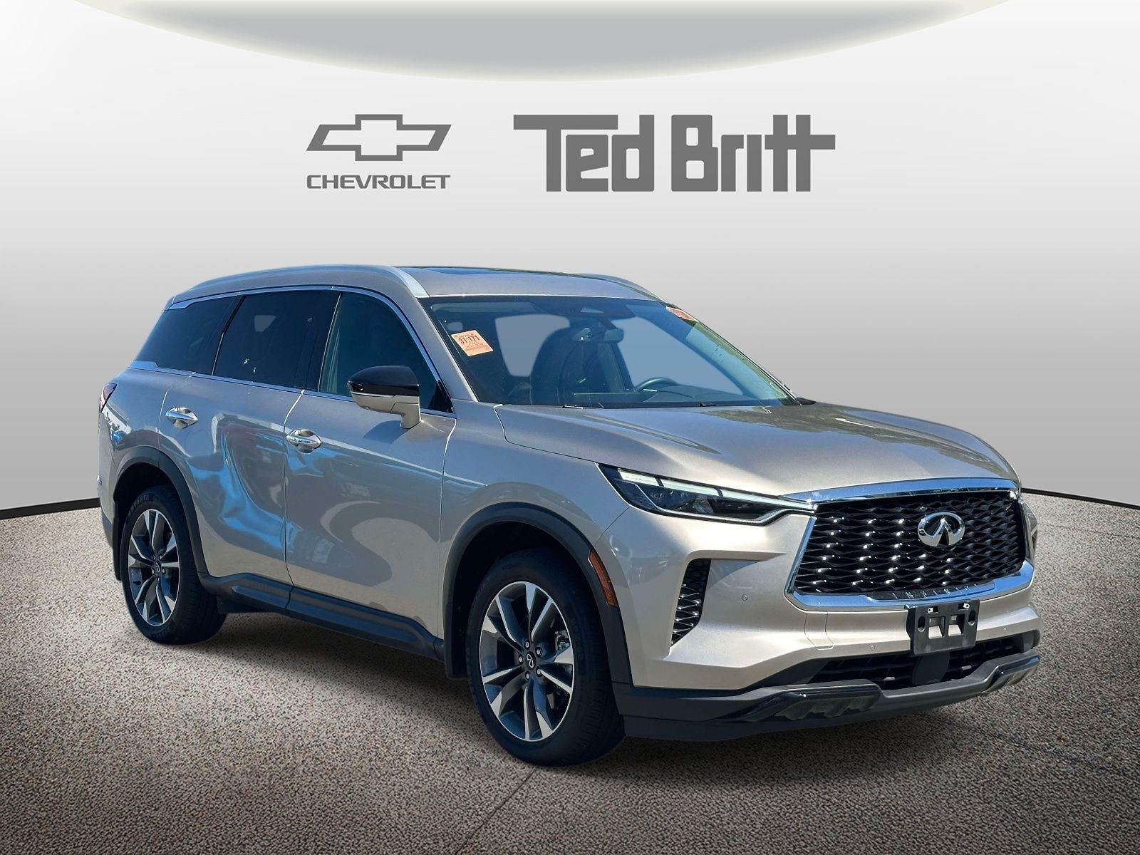 2023 INFINITI QX60 LUXE
