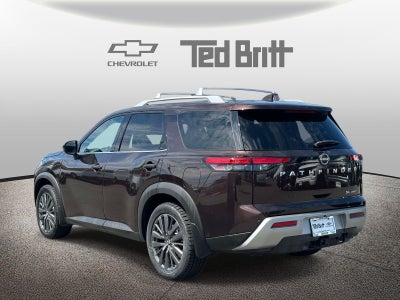 2022 Nissan Pathfinder SL