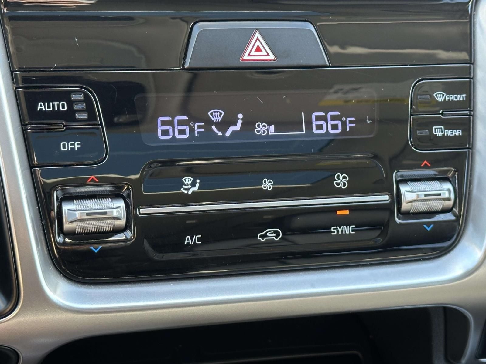 2022 Kia Sorento X-Line EX