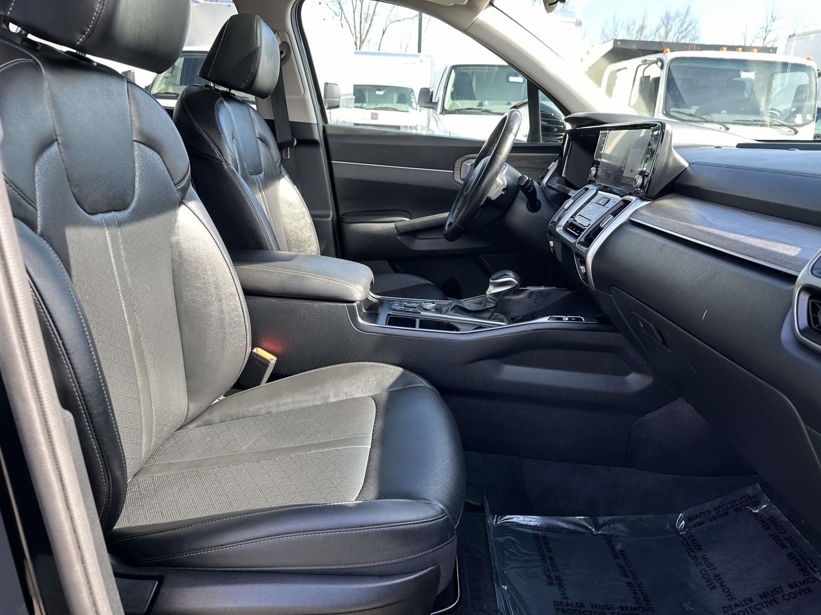 2022 Kia Sorento X-Line EX