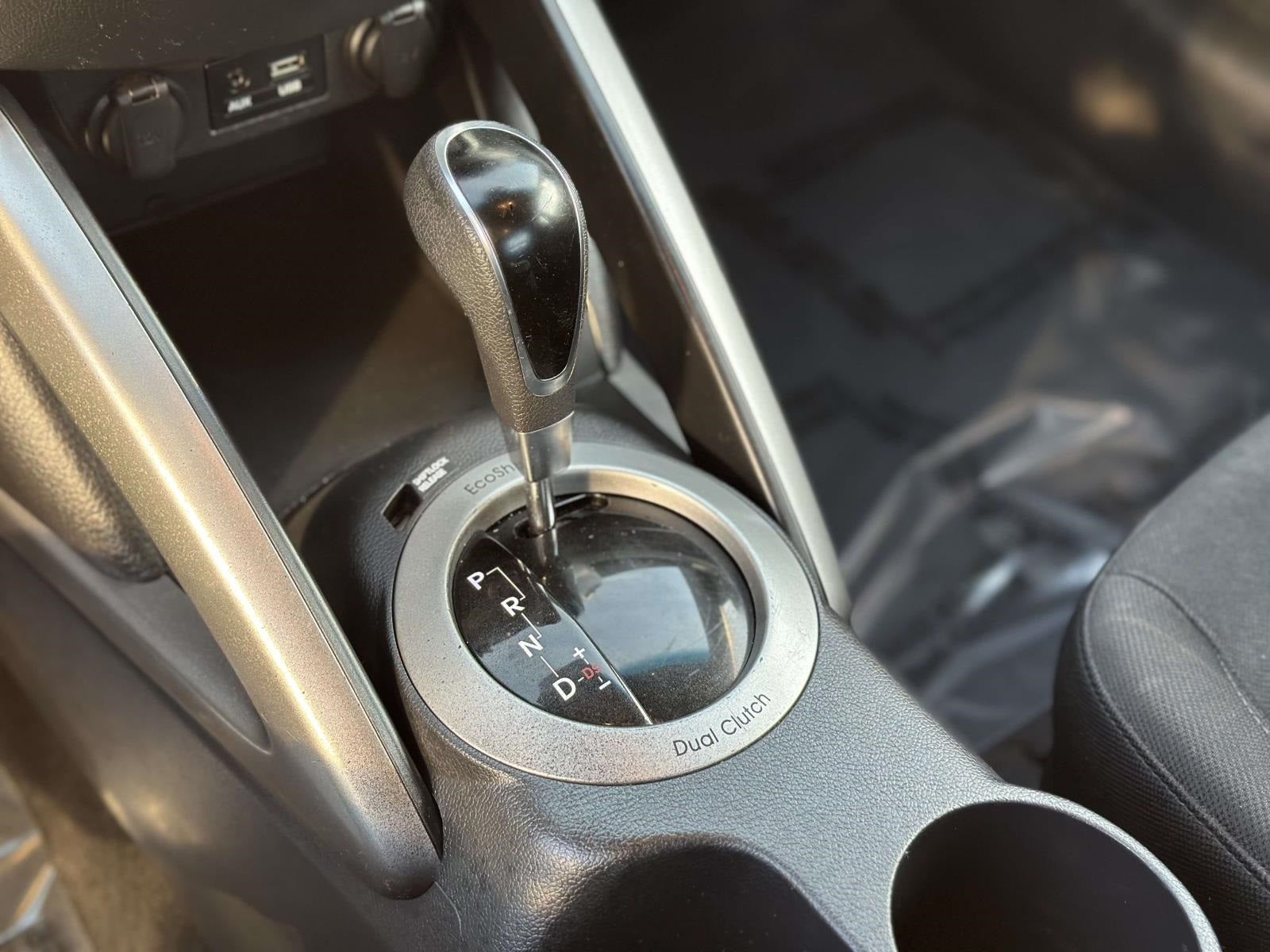 2016 Hyundai Veloster Base