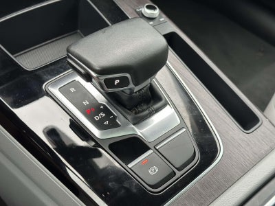 2022 Audi Q5 40 Premium quattro