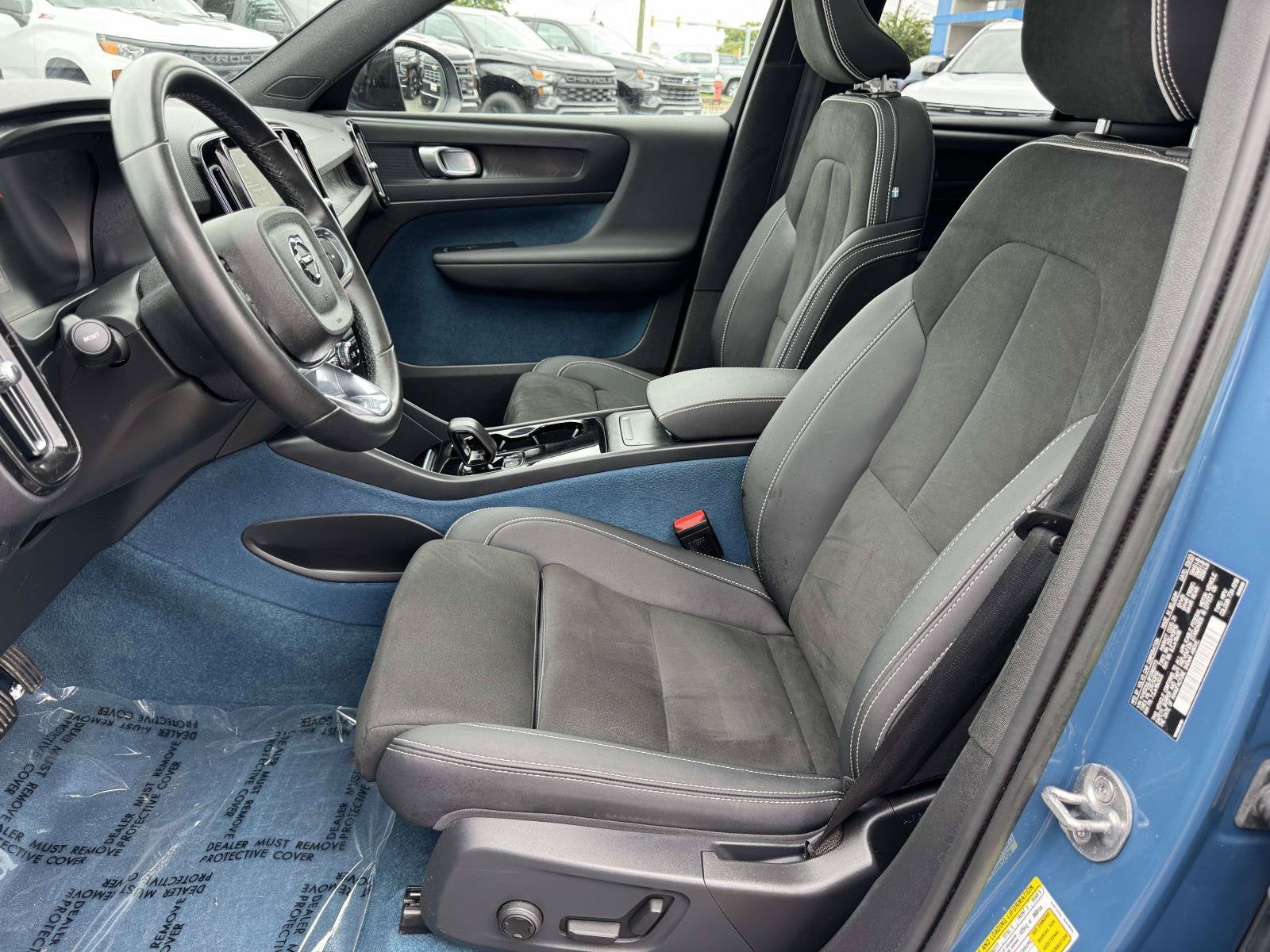 2023 Volvo XC40 Recharge Pure Electric Twin Plus