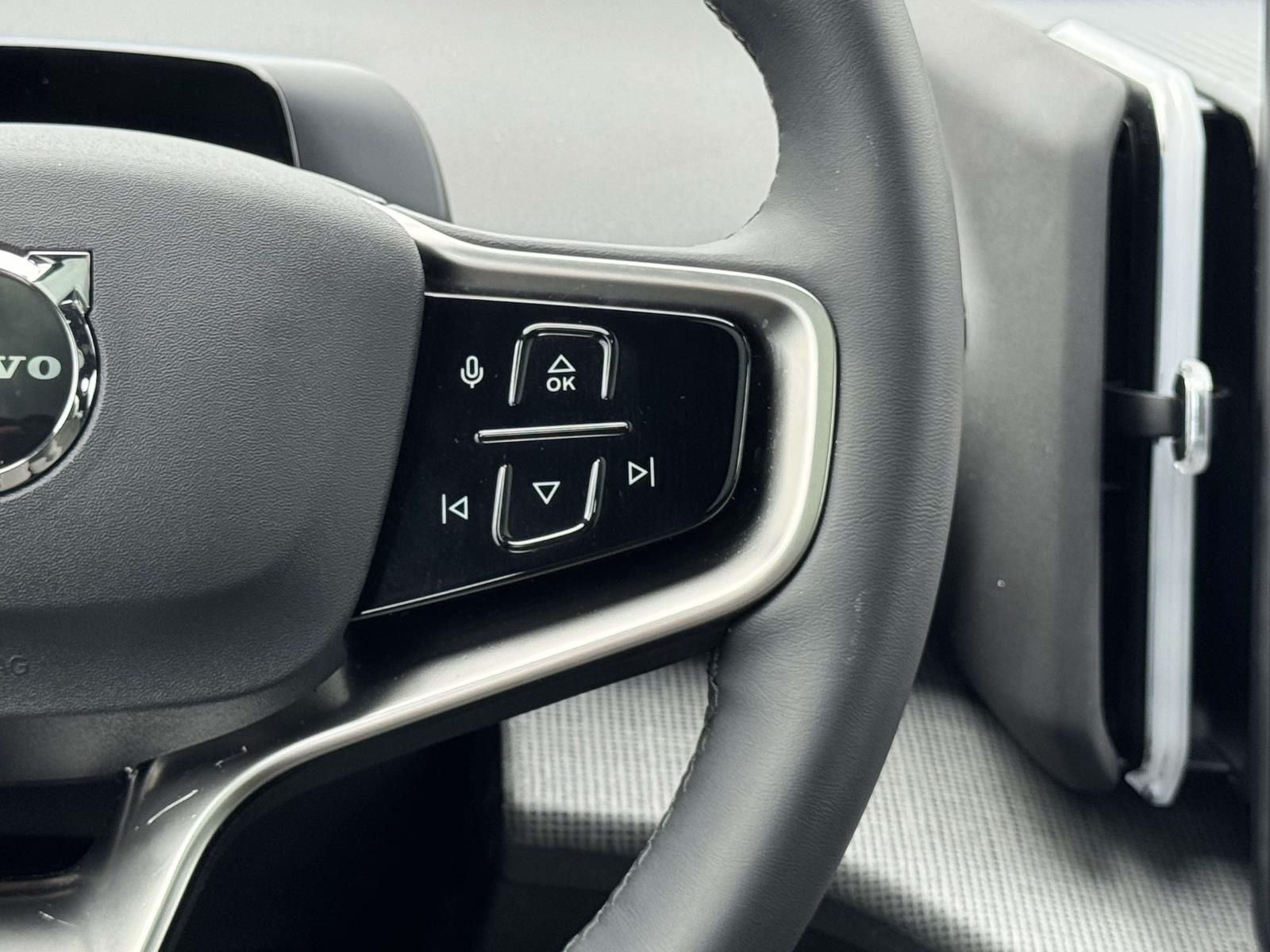 2025 Volvo EX30 Twin Motor Performance Plus