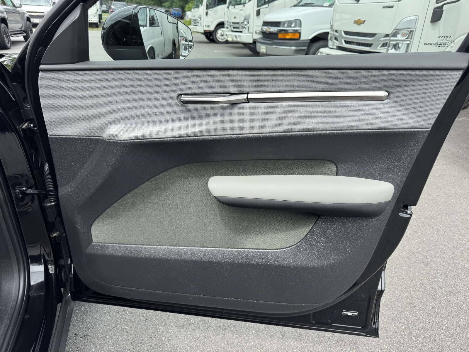 2025 Volvo EX30 Twin Motor Performance Plus