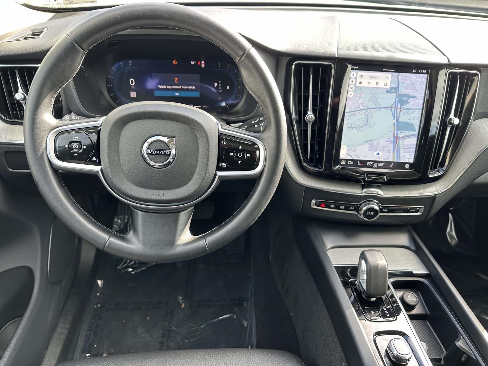 2025 Volvo XC60 B5 Plus