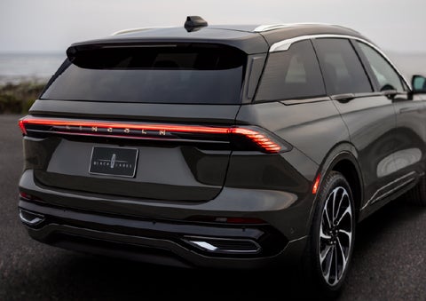 The rear of a 2026 Lincoln Black Label™ Nautilus® SUV displays full LED rear lighting. | Ted Britt Chantilly Lincoln in Chantilly VA