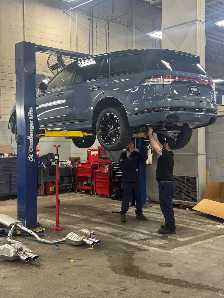 Ted Britt Lincoln of Chantilly Service Center