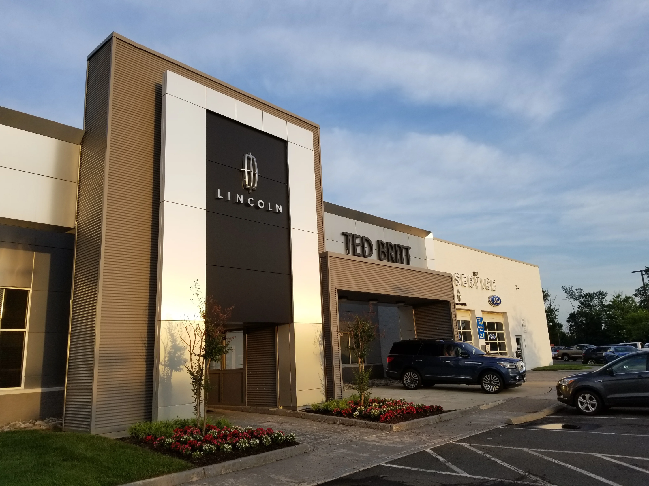 Careers at Ted Britt Chantilly Lincoln in Chantilly VA